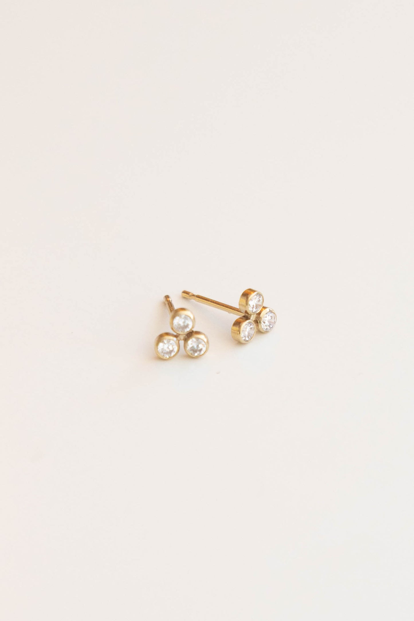 Glimmer Studs