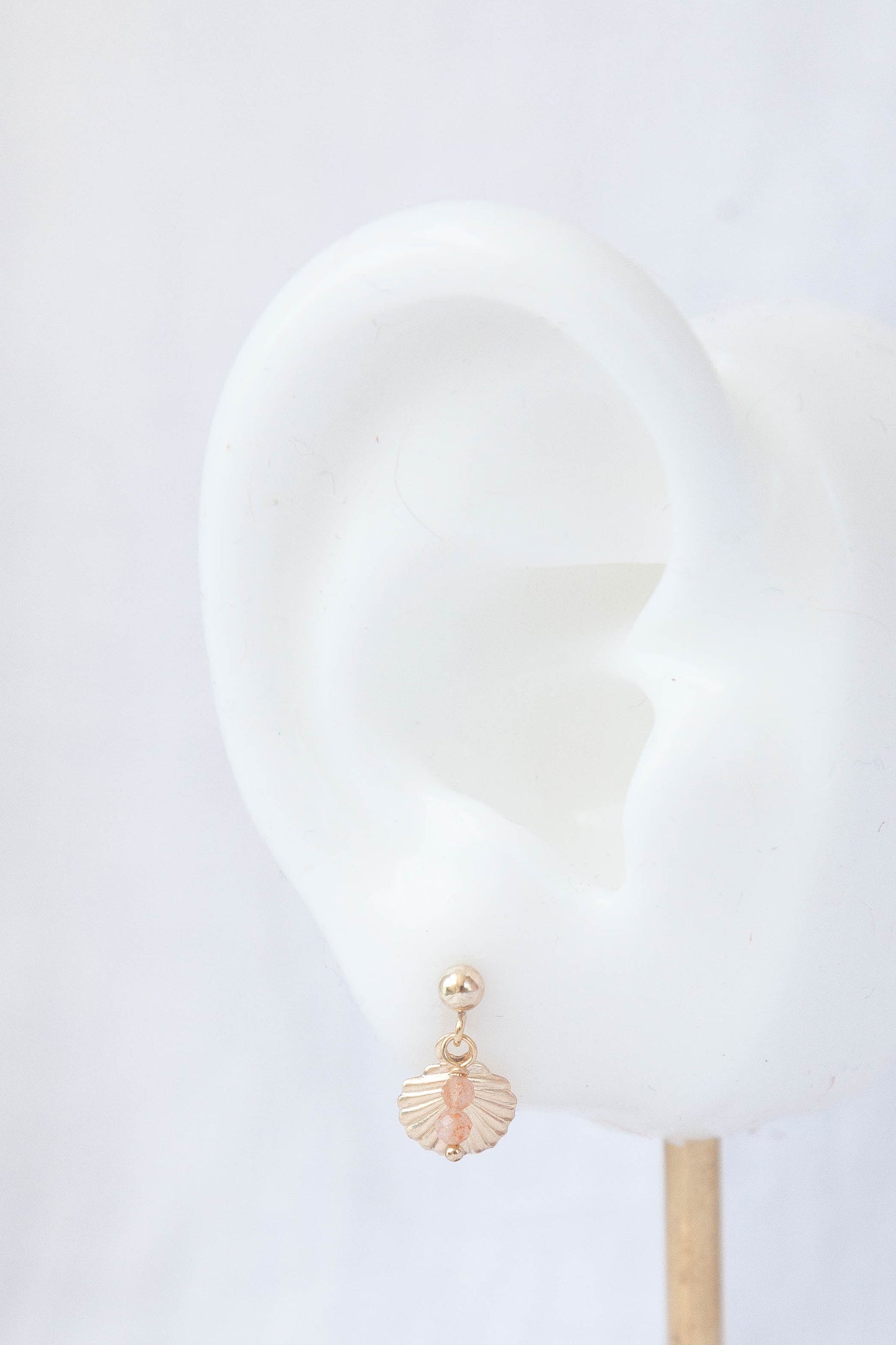 Sunstone Shell Drop - 14k Gold Filled