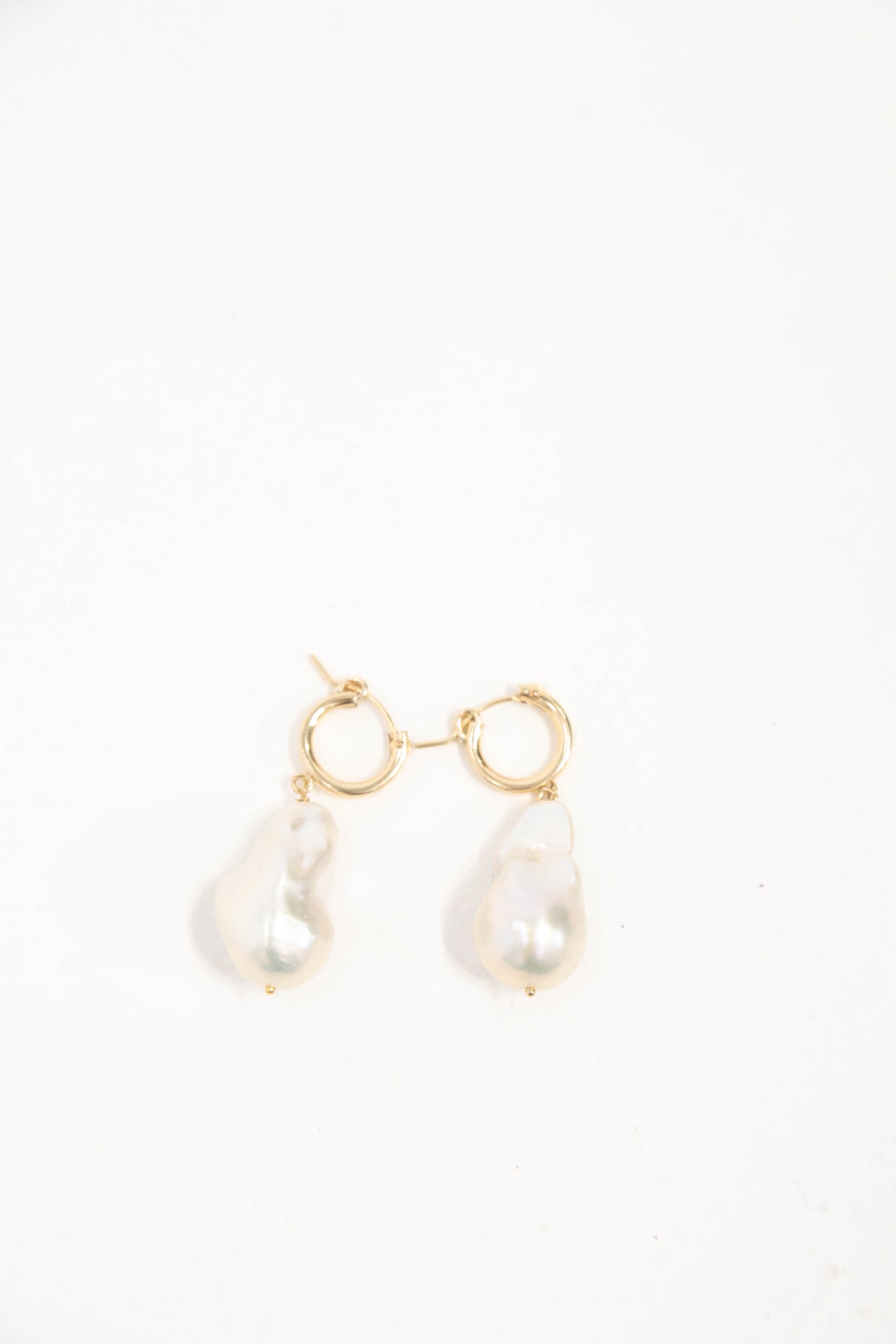 Baroque Pearl Hoop