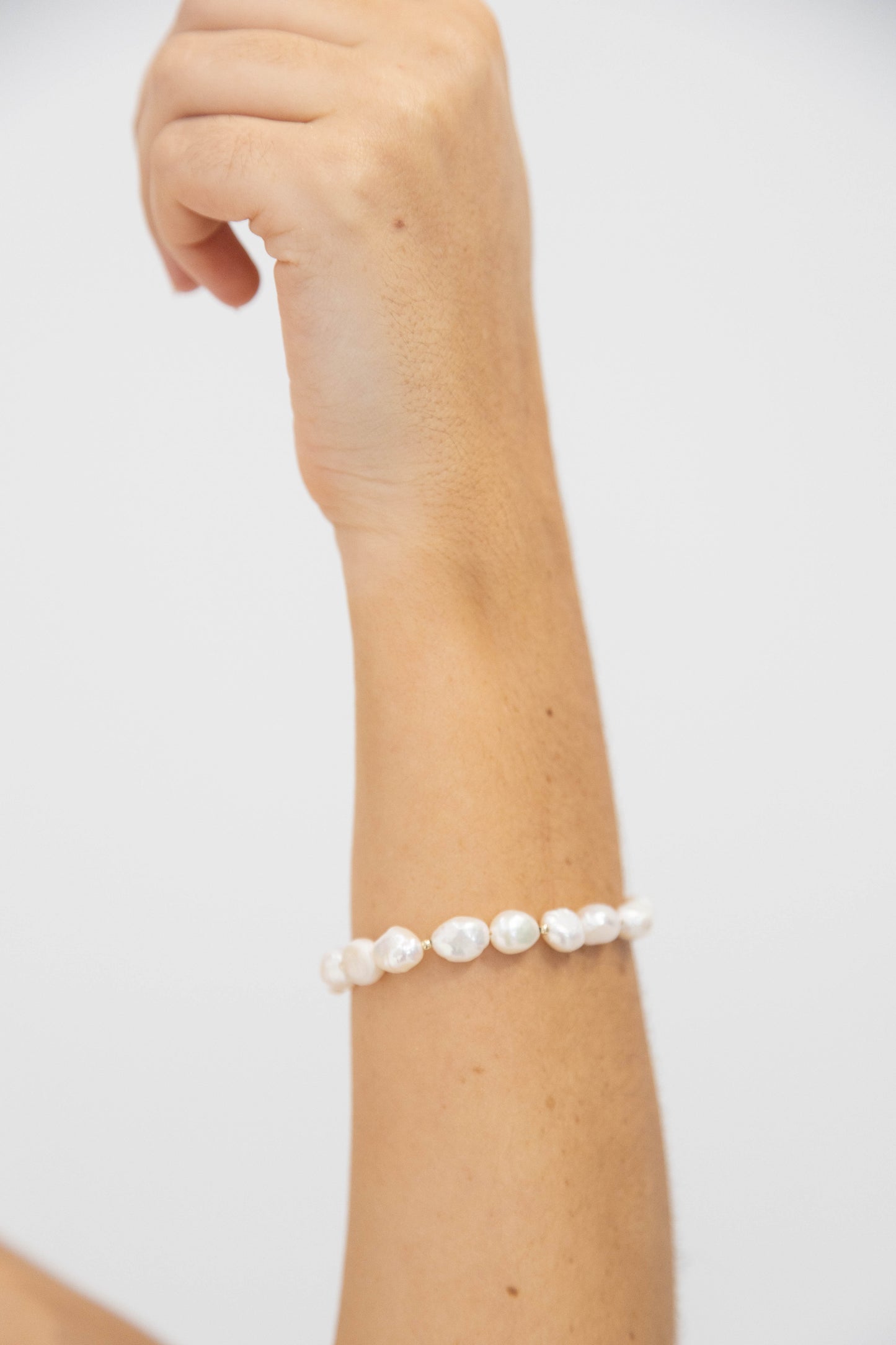 Solara freshwater pearl necklace and bracelet