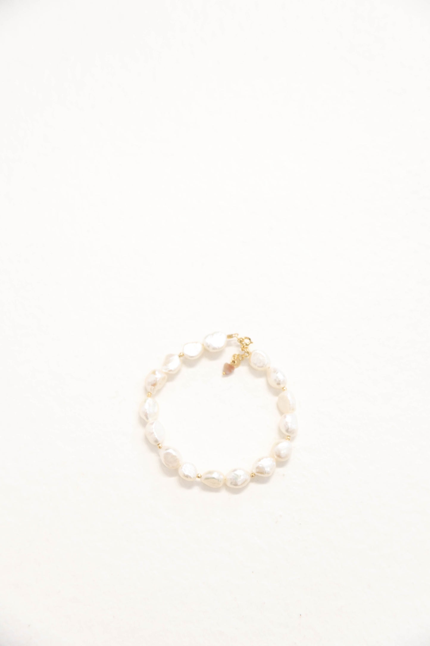 Solara freshwater pearl necklace and bracelet