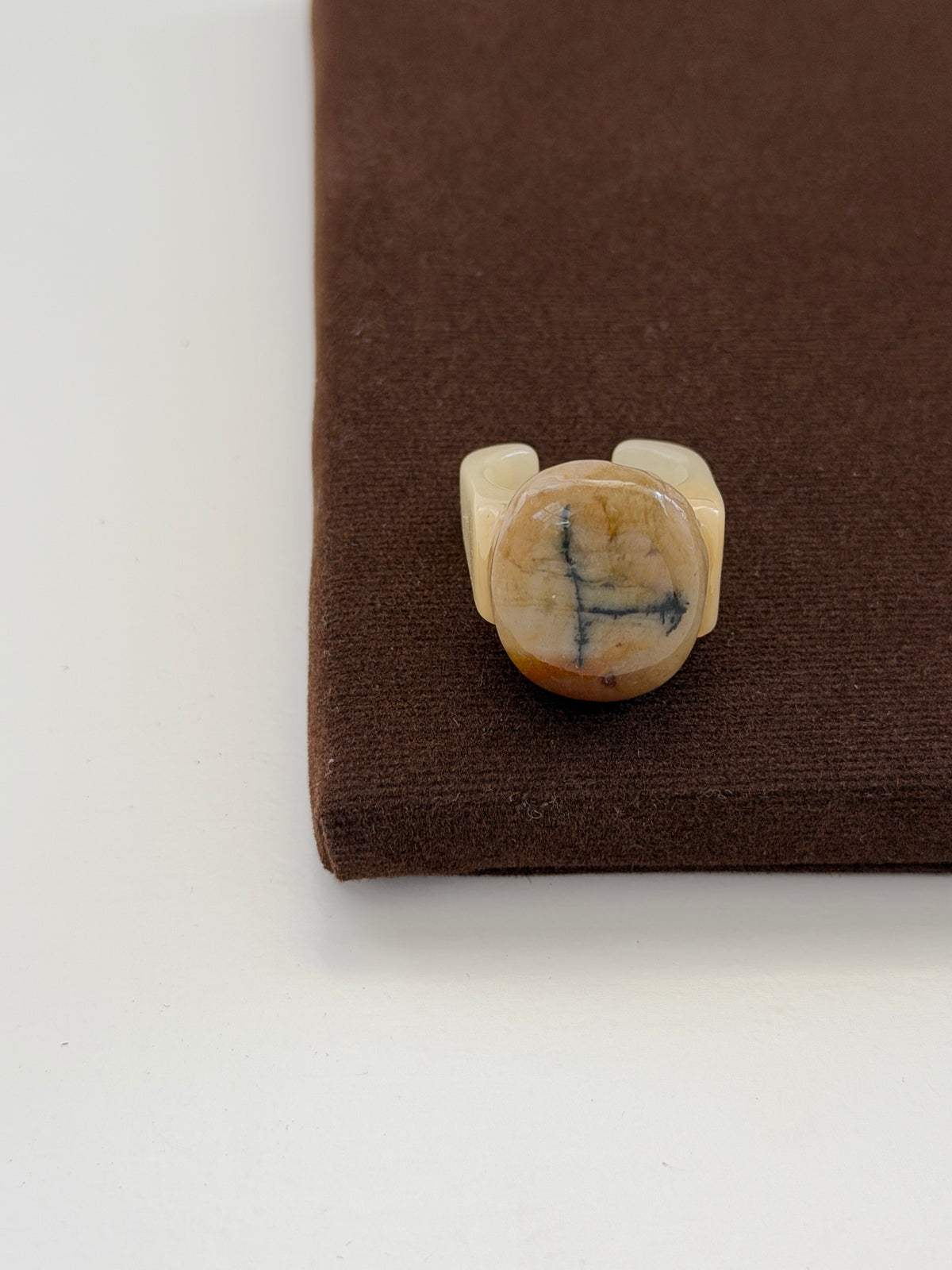 Alora Agate Ring