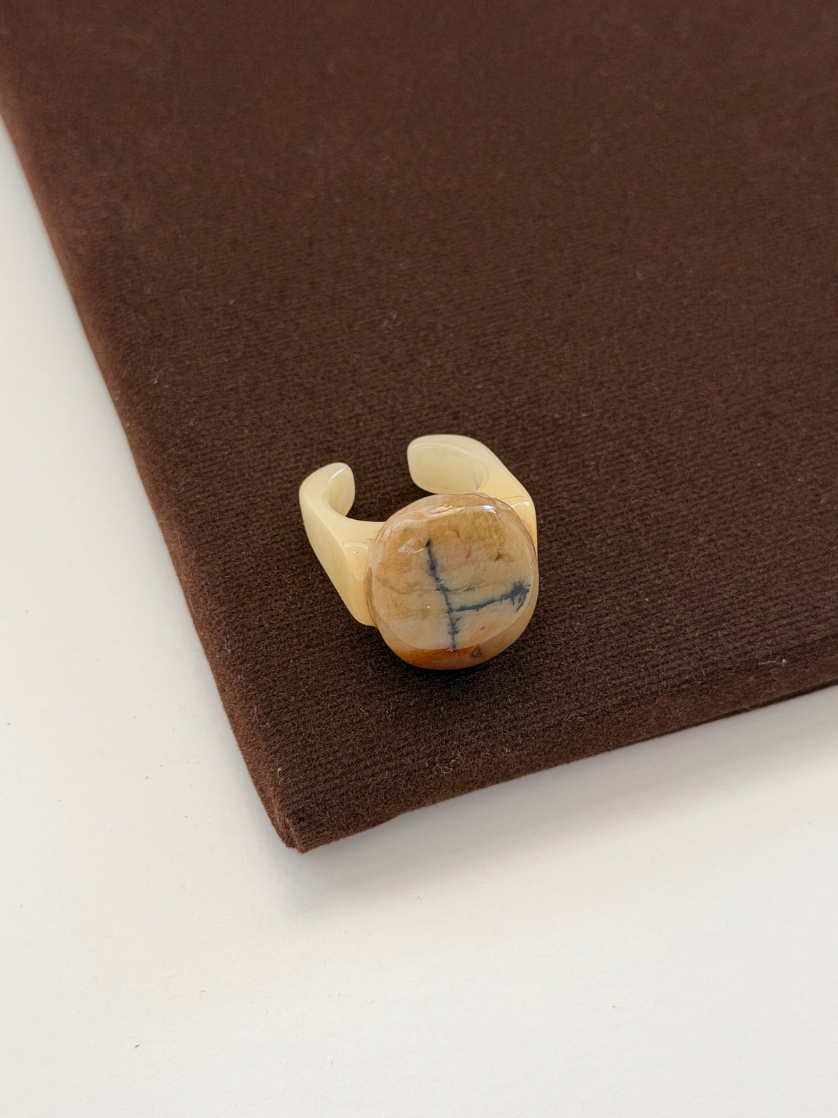 Alora Agate Ring